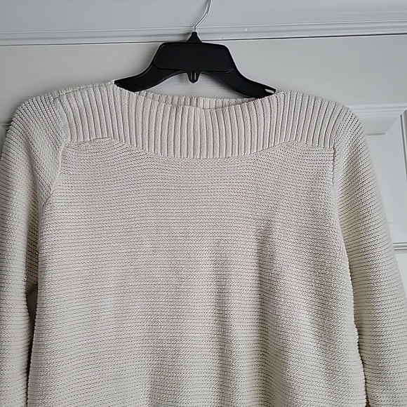 Croft & Barrow Women's Sweater - Picture 4 of 11